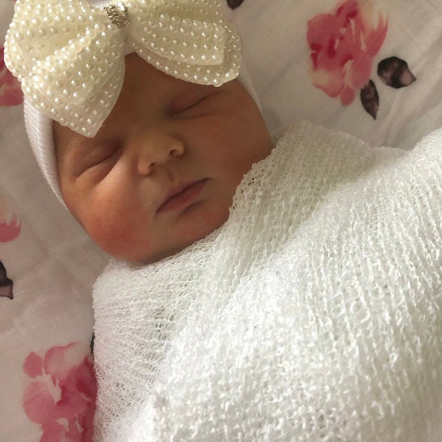 Newborn Hospital Hat 2-Pack - Solid Color Doughnut Style With Bow For 0-3 Month Babies